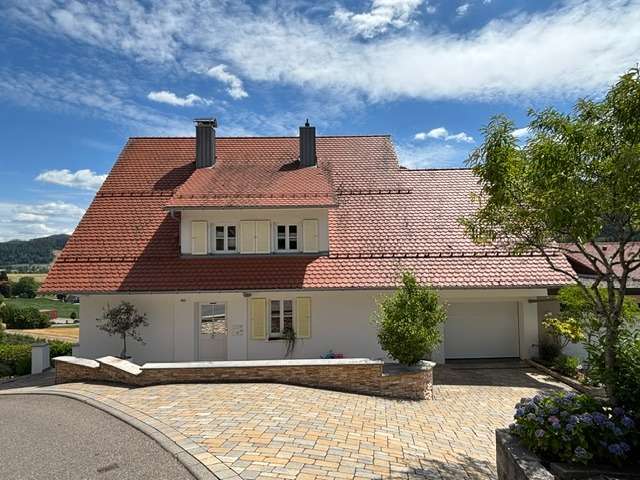 Etagenwohnung Fischerbach - 3 Zimmer, 103 m&sup2;, 1.210&euro; | Angebot:27091301