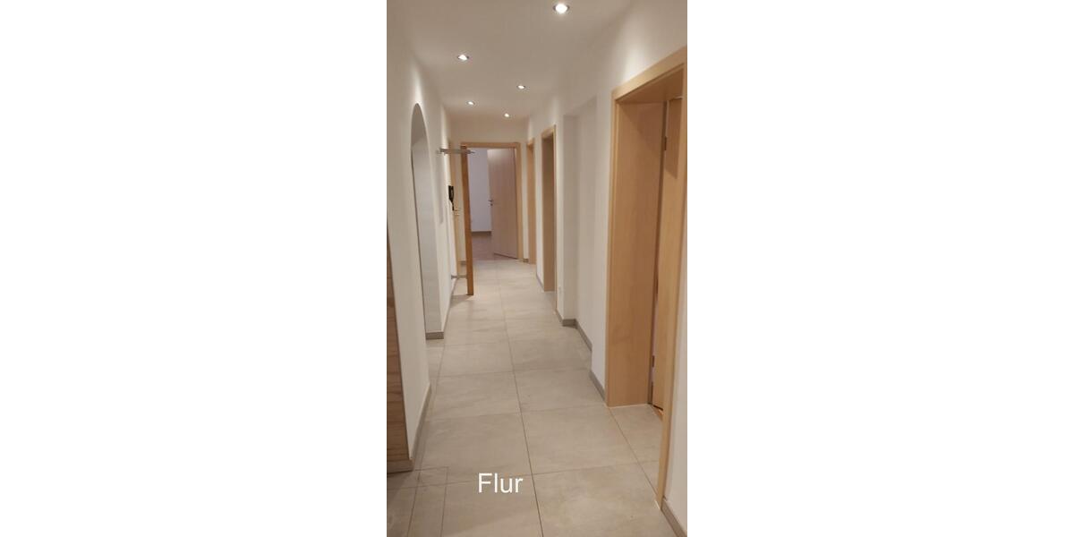 Etagenwohnung Werbach - 4 Zimmer, 111 m&sup2;, 880&euro; | Angebot:26234302