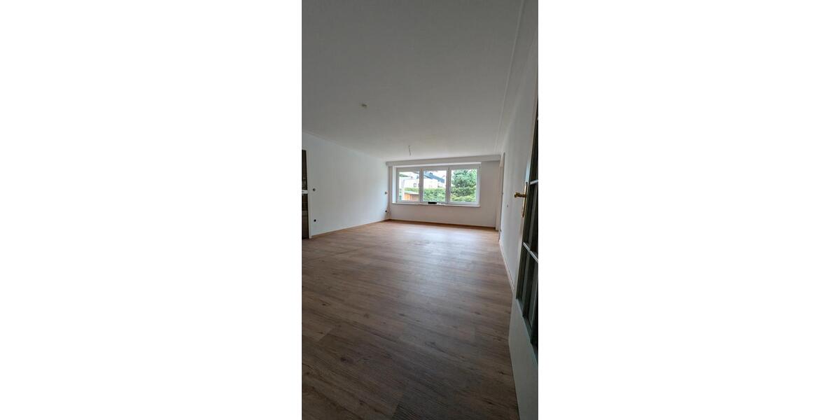 Erdgeschoßwohnung Bad Wörishofen - 5 Zimmer, 140 m&sup2;, 1.450&euro; | Angebot:26653311