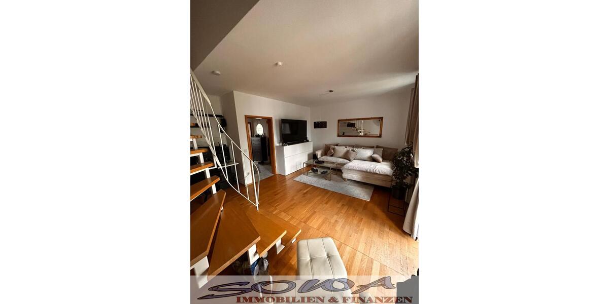 Lage, Lage, Lage - Schöne 3 Zimmer Maisonette Wohnung auf der Leopoldineninsel mit Blick auf das Schloss in Neuburg - Ein neues Zuhause von SOWA Immobilien und Finanzen Ihr Experte vor Ort - Maisonettenwohnung Neuburg an der Donau | Angebot:27207548