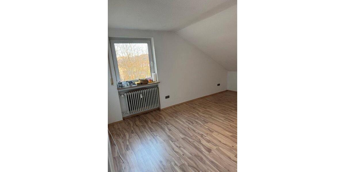 Dachgeschoßwohnung Kronach - 4 Zimmer, 86 m&sup2;, 550&euro; | Angebot:26233550