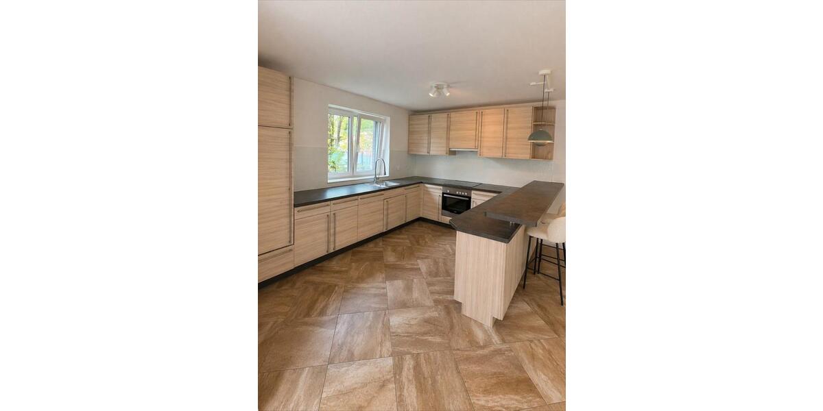Etagenwohnung Kölln-Reisiek Reisiek - 3 Zimmer, 148 m&sup2;, 1.390&euro; | Angebot:26132631