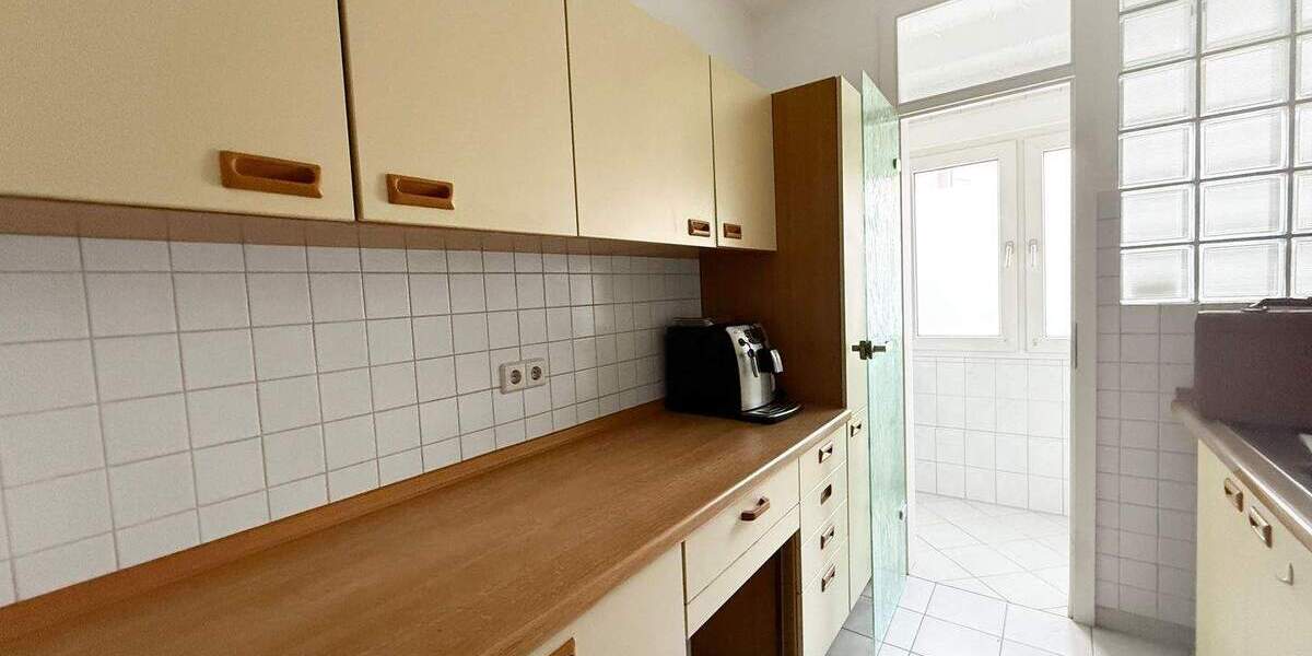 Etagenwohnung Stuttgart Ost - 2 Zimmer, 50 m&sup2;, 765&euro; | Angebot:25167819