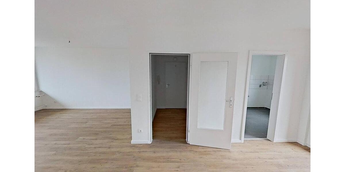 Etagenwohnung Celle - 3 Zimmer, 82 m&sup2;, 699&euro; | Angebot:25807696