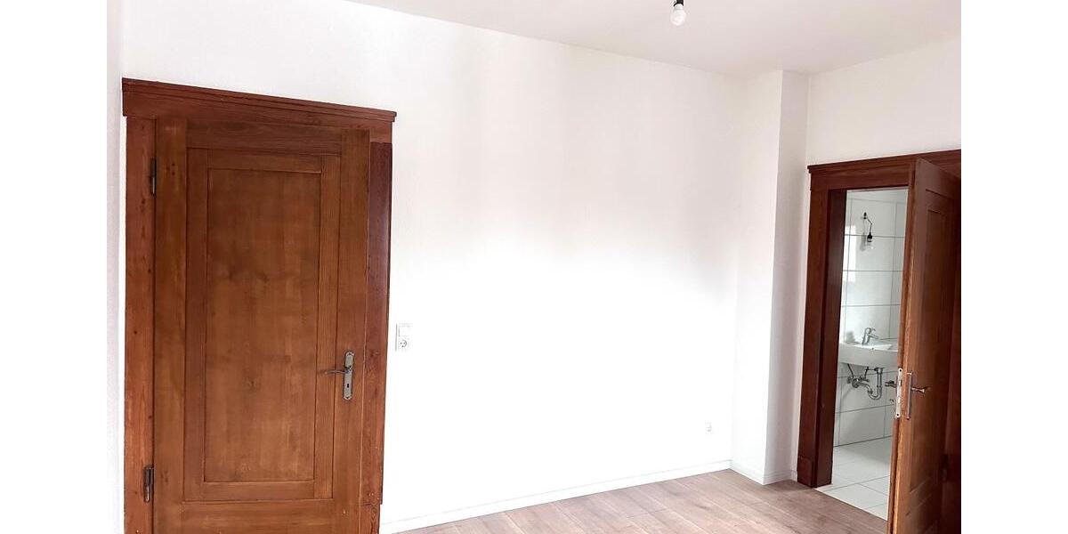 Dachgeschoßwohnung Wuppertal Gemarkung Langerfeld - 3 Zimmer, 101 m&sup2;, 900&euro; | Angebot:24982473