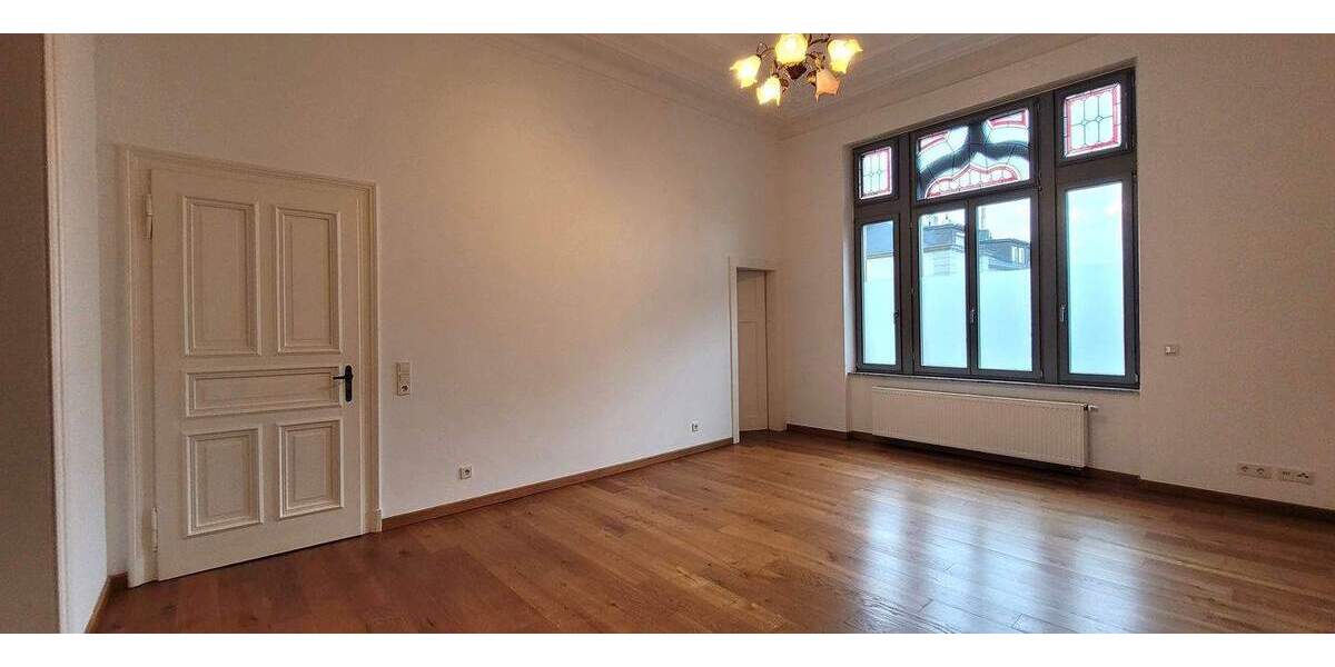 Etagenwohnung Trier Trier-Süd - 3 Zimmer, 145 m&sup2;, 1.750&euro; | Angebot:25679317