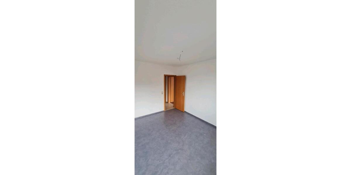 Etagenwohnung Kottmar - 3 Zimmer, 85 m&sup2;, 650&euro; | Angebot:26657644