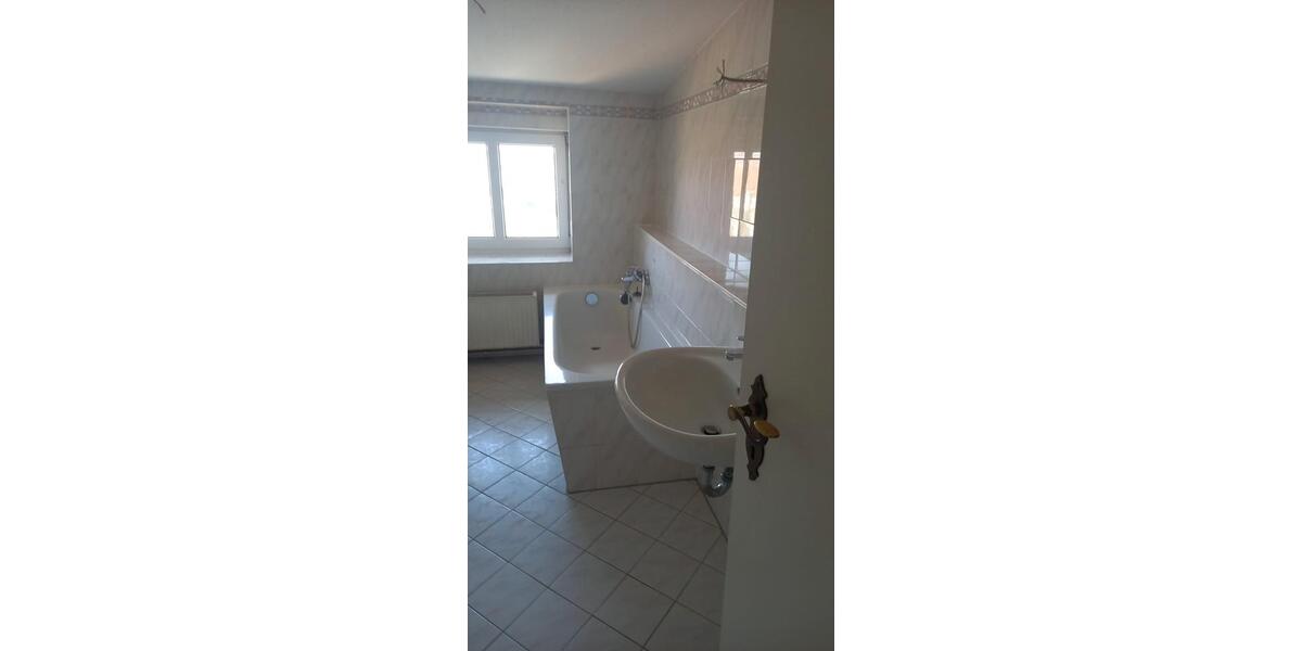 Dachgeschoßwohnung Rathenow - 3 Zimmer, 61 m&sup2;, 488&euro; | Angebot:26646808