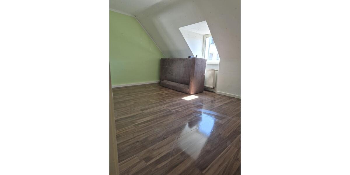 Etagenwohnung Saarlouis - 4 Zimmer, 80 m&sup2;, 750&euro; | Angebot:26348459