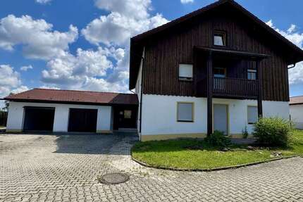 Haus Lohkirchen - 4 Zimmer, 130 m&sup2;, 1.150&euro; | Angebot:27216958
