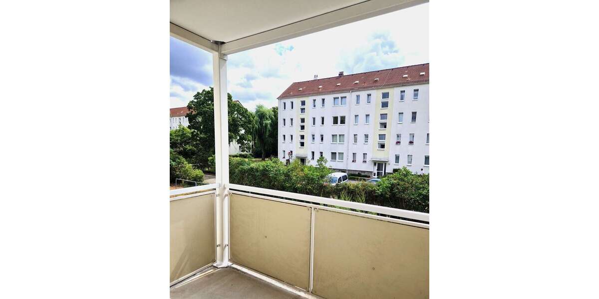 Etagenwohnung Glauchau - 3 Zimmer, 56 m&sup2;, 400&euro; | Angebot:26580297