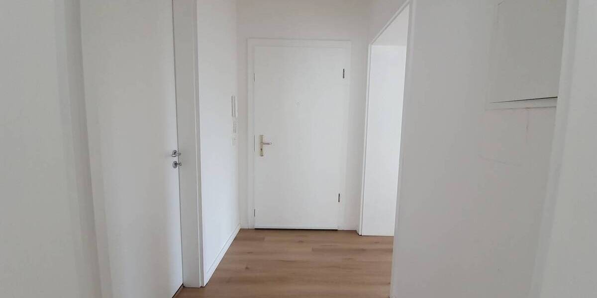 Etagenwohnung Velten Heidekrug - 2 Zimmer, 81 m&sup2;, 1.025&euro; | Angebot:26154500