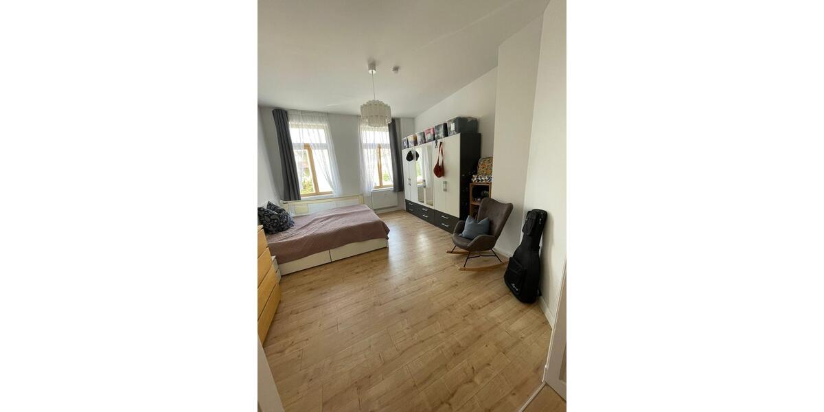 Etagenwohnung Wurzen - 4 Zimmer, 110 m&sup2;, 1.040&euro; | Angebot:26679893