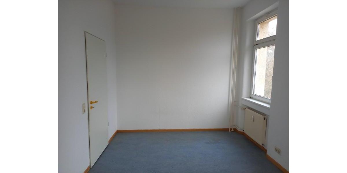 Etagenwohnung Saalfeld (Saale) - 2 Zimmer, 54 m&sup2;, 320&euro; | Angebot:24441348