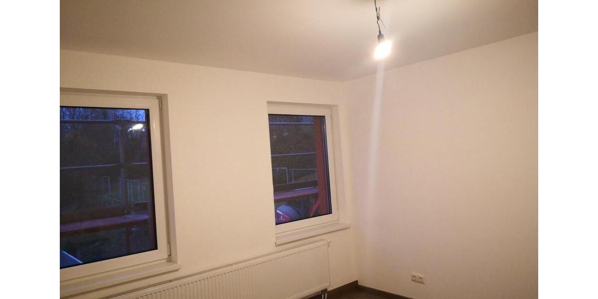 Etagenwohnung Pößneck - 4 Zimmer, 100 m&sup2;, 1.000&euro; | Angebot:22981819
