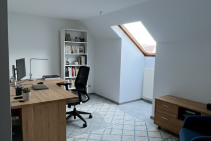 Schöne, vollsanierte 4-Zimmer-DG-Wohnung in Rittmarshausen 4 zimmer