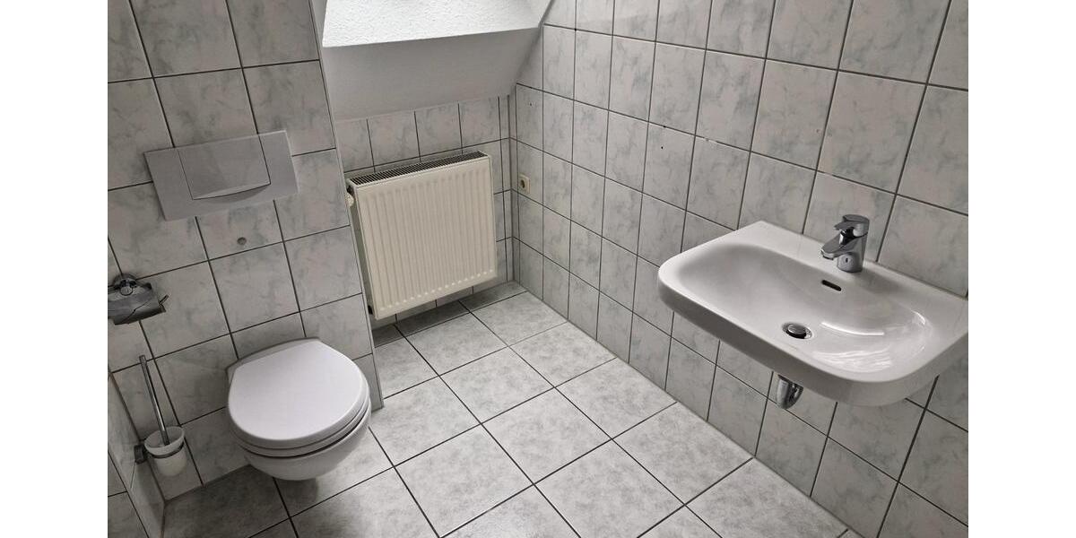 Etagenwohnung Bad Langensalza - 2 Zimmer, 65 m&sup2;, 425&euro; | Angebot:22618501