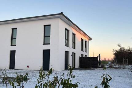 Haus Fintel - 4 Zimmer, 142 m&sup2;, 1.380&euro; | Angebot:25996288