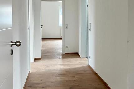 Wohnung Schmallenberg - 4 Zimmer, 110 m&sup2;, 880&euro; | Angebot:26586364