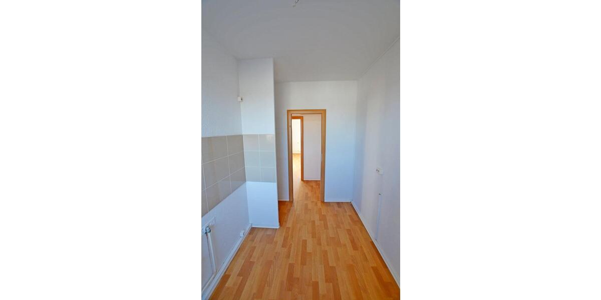 Etagenwohnung Sangerhausen - 3 Zimmer, 61 m&sup2;, 366&euro; | Angebot:26381092
