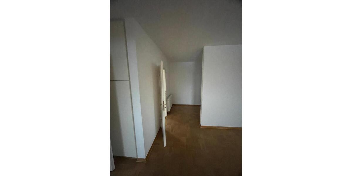 Etagenwohnung Seesen - 2 Zimmer, 77 m&sup2;, 495&euro; | Angebot:17367252