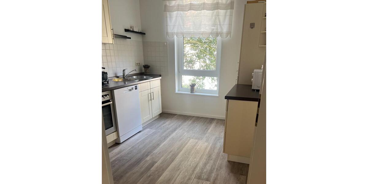 Etagenwohnung Rastede - 2 Zimmer, 74 m&sup2;, 880&euro; | Angebot:25415066