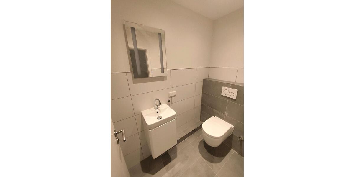 Erdgeschoßwohnung Wuppertal Gemarkung Elberfeld - 3 Zimmer, 84 m&sup2;, 1.250&euro; | Angebot:26554332