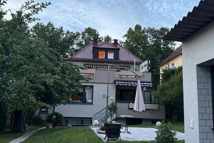 Wohnung Göppingen - 3 Zimmer, 106 m&sup2;, 1.450&euro; | Angebot:27554571