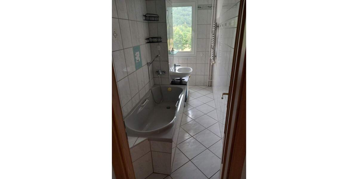 Etagenwohnung Rudolstadt Volkstedt - 3 Zimmer, 59 m&sup2;, 475&euro; | Angebot:25662411