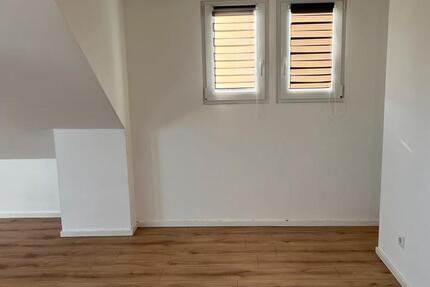 Wohnung Hagen Hagen-Mitte - 1 Zimmer, 75 m&sup2;, 800&euro; | Angebot:25127422