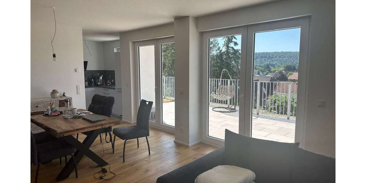 Etagenwohnung Rodenbach - 3 Zimmer, 99 m&sup2;, 1.450&euro; | Angebot:26988171