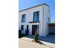 Doppelhaushälfte Wolnzach - 5 Zimmer, 175 m&sup2;, 2.275&euro; | Angebot:26091299