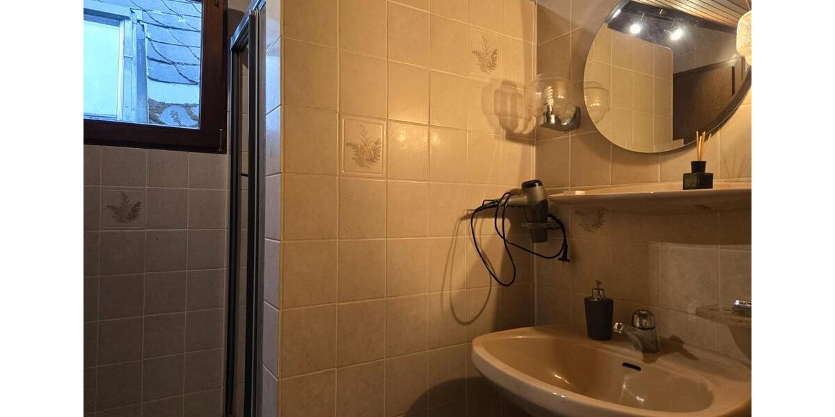Etagenwohnung Bonn Küdinghoven - 3 Zimmer, 92 m&sup2;, 990&euro; | Angebot:26406718