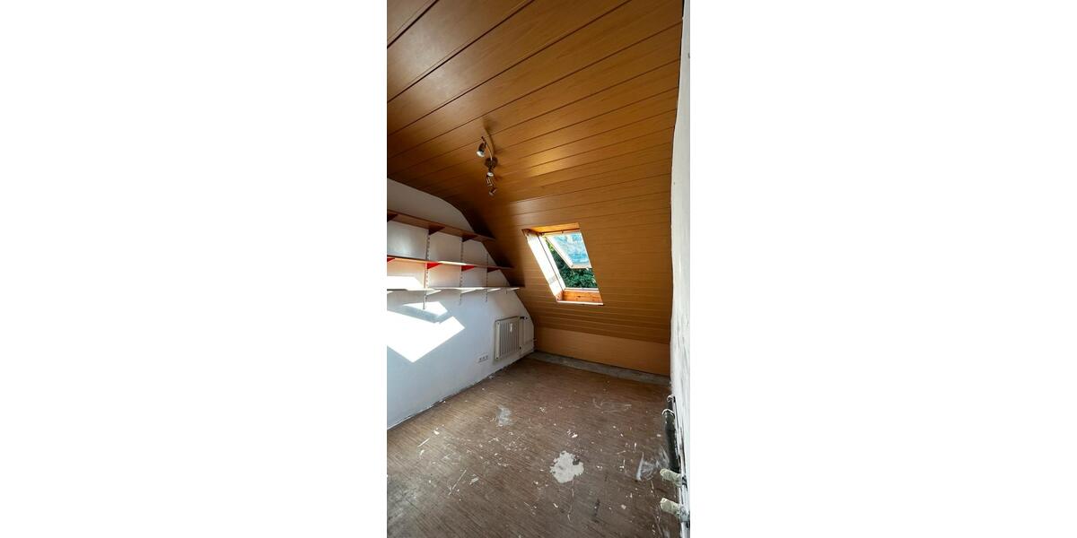 Dachgeschoßwohnung Wolfsburg - 2.5 Zimmer, 50 m&sup2;, 650&euro; | Angebot:25367966