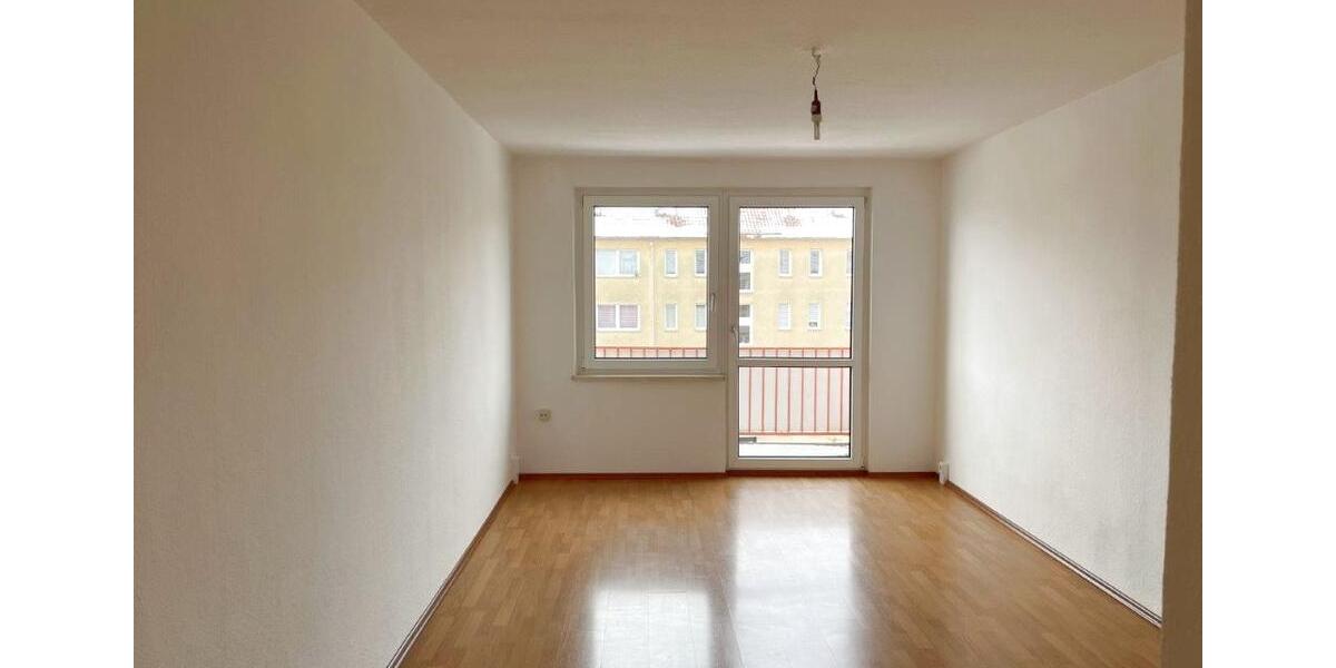 Etagenwohnung Löbau - 3 Zimmer, 60 m&sup2;, 340&euro; | Angebot:26659837