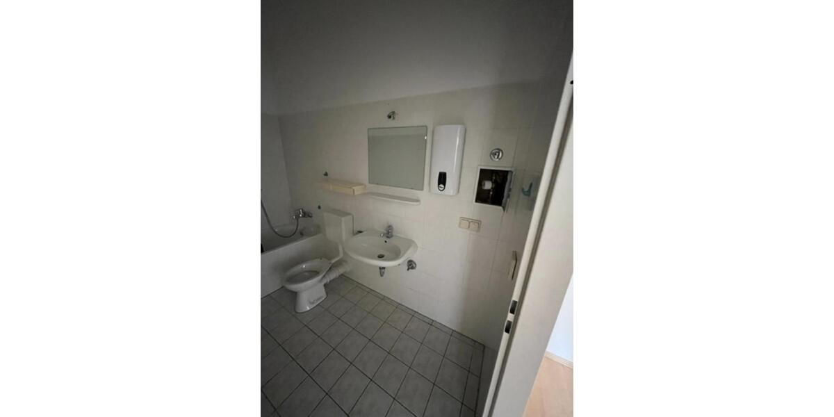 Dachgeschoßwohnung Freiberg - 2 Zimmer, 59 m&sup2;, 295&euro; | Angebot:23907864