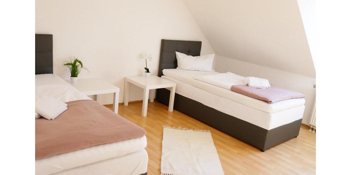Wohnen auf Zeit Wackersdorf - 3 Zimmer, 69 m&sup2;, 68&euro; | Angebot:9920053