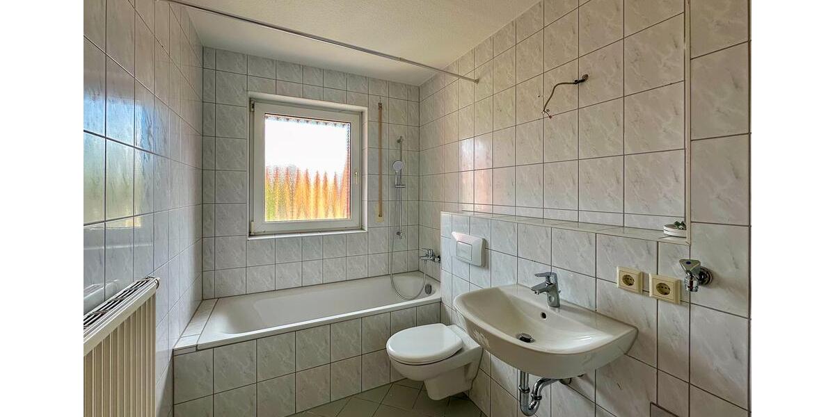 Dachgeschoßwohnung Naumburg (Saale) - 2 Zimmer, 59 m&sup2;, 430&euro; | Angebot:24954278