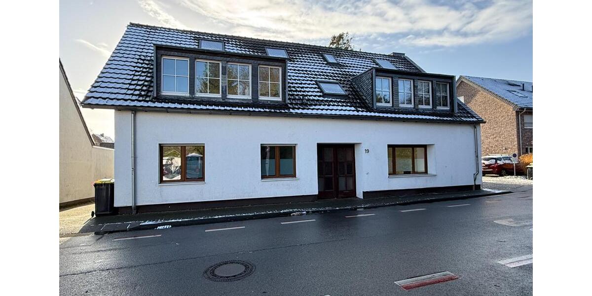 Dachgeschoßwohnung Krefeld Hüls - 2 Zimmer, 53 m&sup2;, 345&euro; | Angebot:25269482