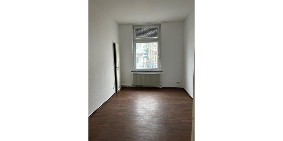 Etagenwohnung Mönchengladbach - 3 Zimmer, 95 m&sup2;, 1.000&euro; | Angebot:25253610