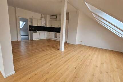 Wohnung Crimmitschau - 2 Zimmer, 55 m&sup2;, 413&euro; | Angebot:27286918