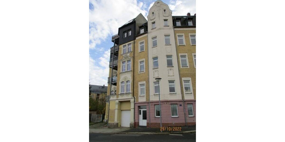 Attraktive 2 - Zi.- Wohnung mit Balkon im Grünen mit hervorragender Aussicht über Plauen 2 zimmer