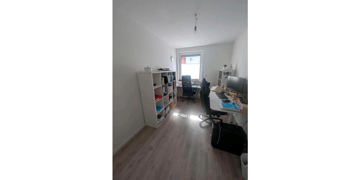 Erdgeschoßwohnung Bielefeld Heepen - 4 Zimmer, 75 m&sup2;, 627&euro; | Angebot:26693924
