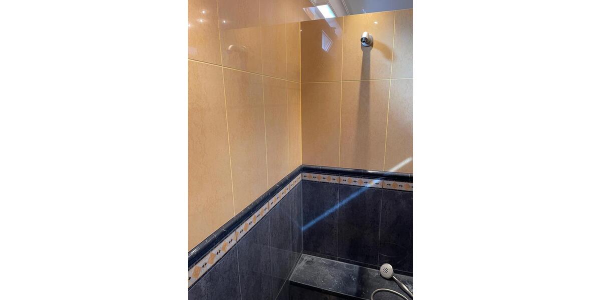 Erdgeschoßwohnung Berlin Neukölln - 5 Zimmer, 137 m&sup2;, 2.500&euro; | Angebot:24703987