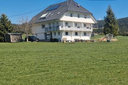 Wohnung Hinterzarten - 6 Zimmer, 185 m&sup2;, 2.250&euro; | Angebot:26112343