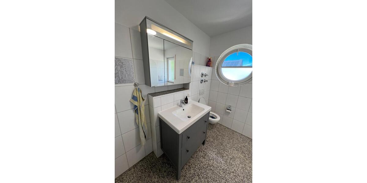 Wohnen auf Zeit Haar - 3 Zimmer, 100 m&sup2;, 700&euro; | Angebot:26048346