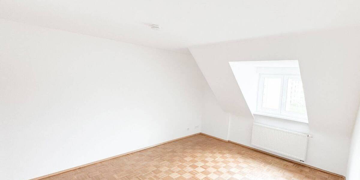 Etagenwohnung Karlsruhe Mühlburg - 3 Zimmer, 92 m&sup2;, 1.200&euro; | Angebot:26305957