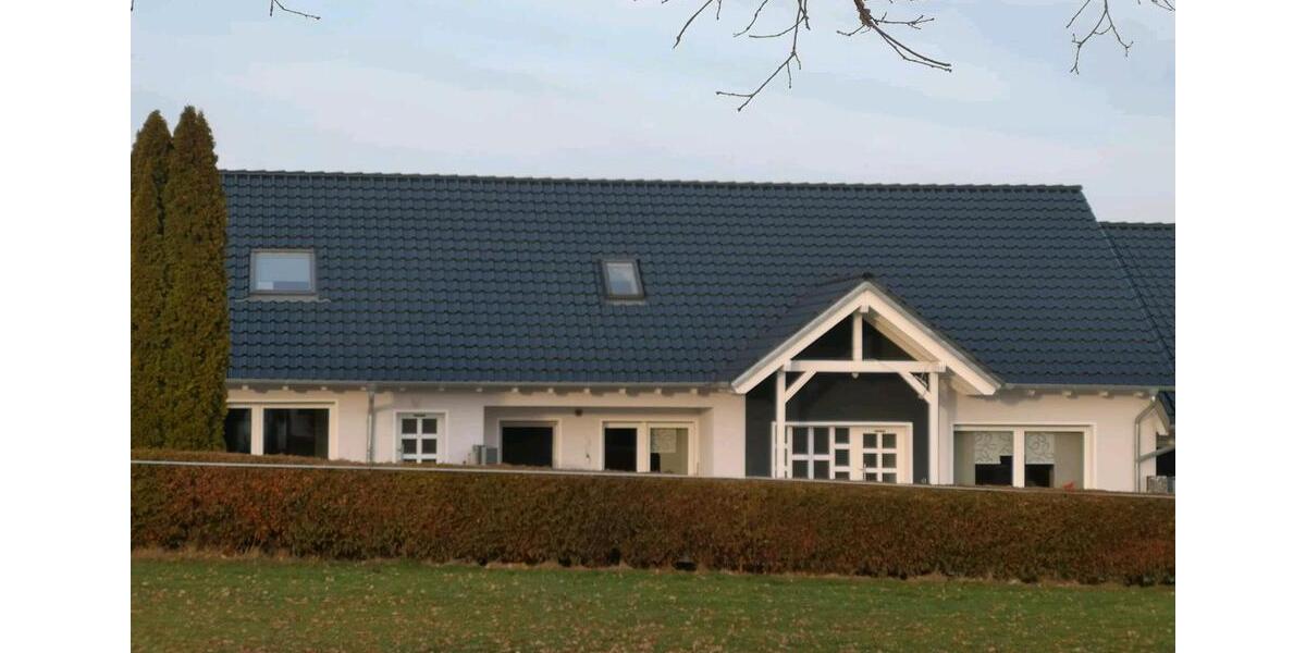 Moderne Reihenhauswohnung in ruhiger Lage in Burghaun-Steinbach 5 zimmer