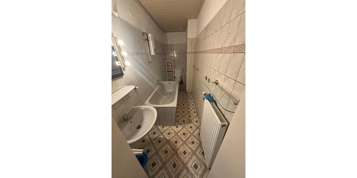 Wohnen auf Zeit Duisburg Hamborn - 2 Zimmer, 65 m&sup2;, 18&euro; | Angebot:26671544