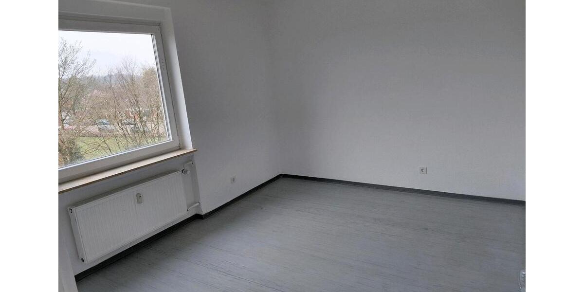 Etagenwohnung Bremervörde - 4 Zimmer, 87 m&sup2;, 885&euro; | Angebot:26031897
